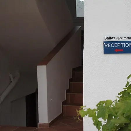 Ballas Apartments 2* Agia Efimia